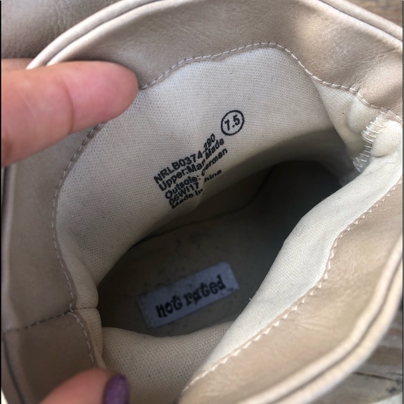 Not Rated Beddazled booties. - Picture 4 of 9